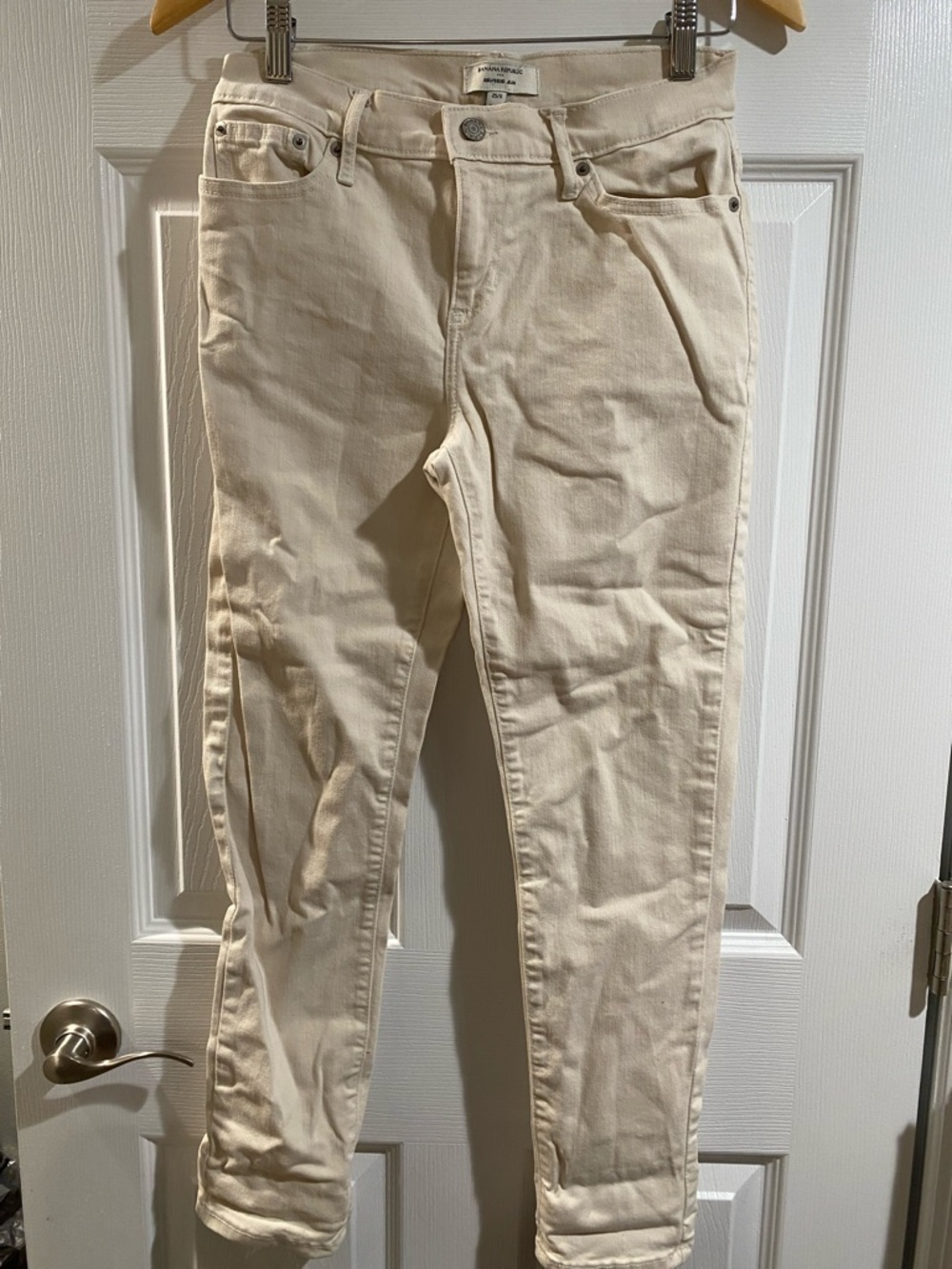 Banana Republic Cream Women’s Girlfriend Jeans - Size 25 / 0